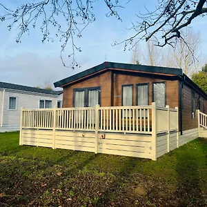 Cherry With Hot Tub , York United Kingdom