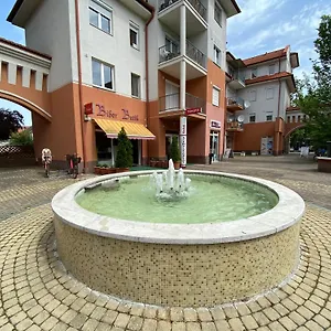 elxir-apartman-hajdszoboszl.hotels-hajduszoboszlo-hungary.com/