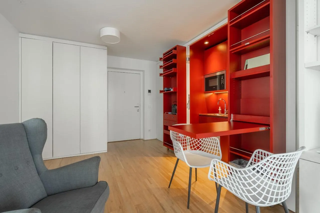 Easy Flat Green Prater Vienna