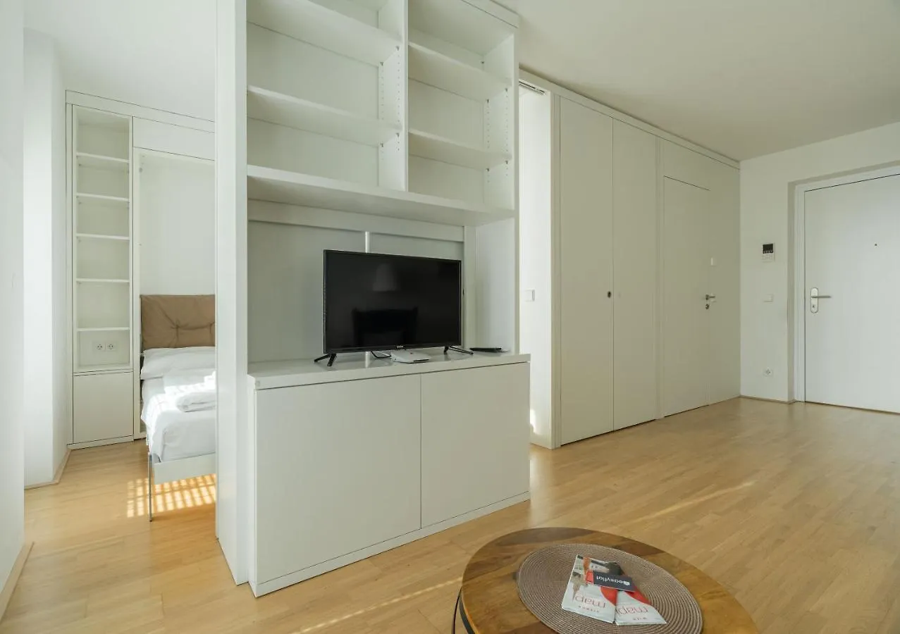 Easy Flat Green Prater Vienna Apartment