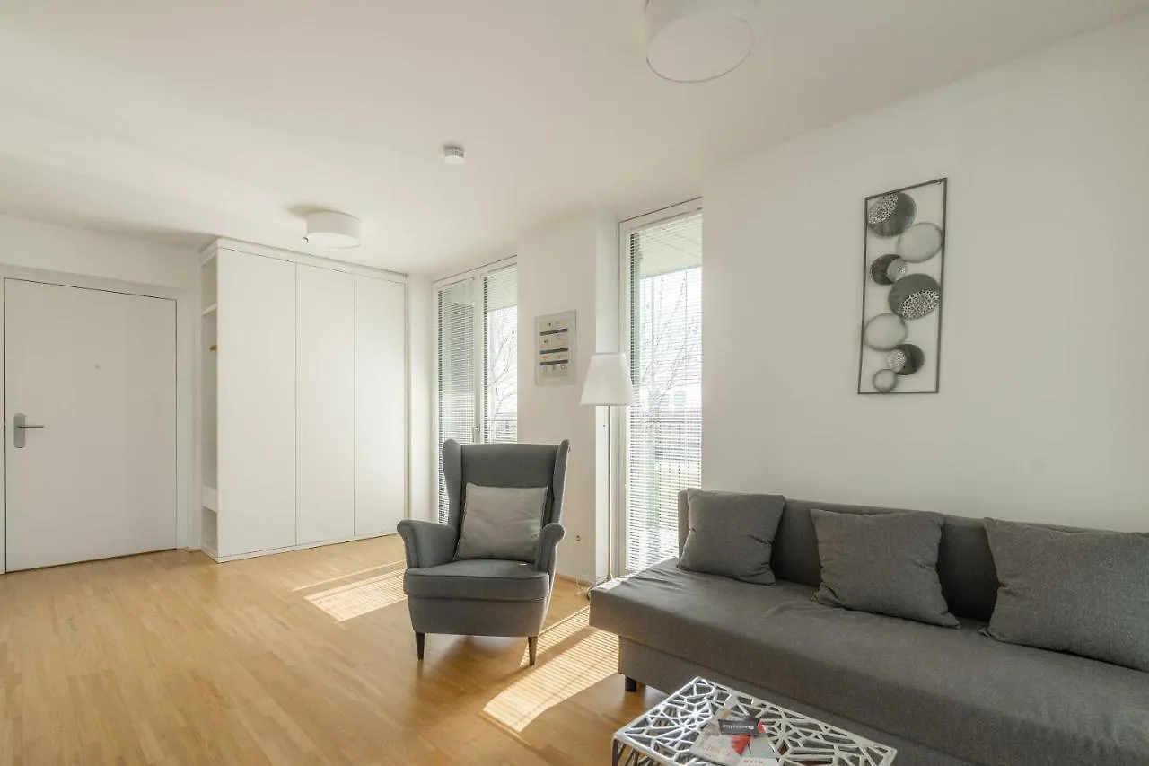 Easy Flat Green Prater Vienna